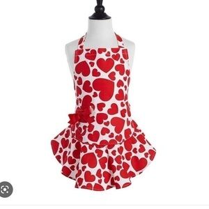 Jesse Steele youth apron red hearts
